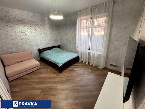 будинок за адресою Незалежності вул.