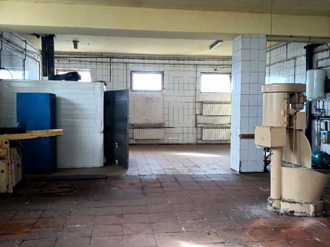 коммерческая по адресу Центральна, 1