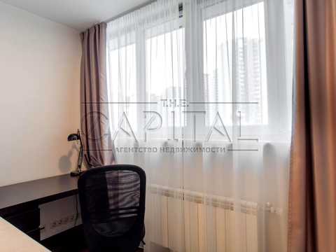 квартира за адресою Урлівська вул., 30