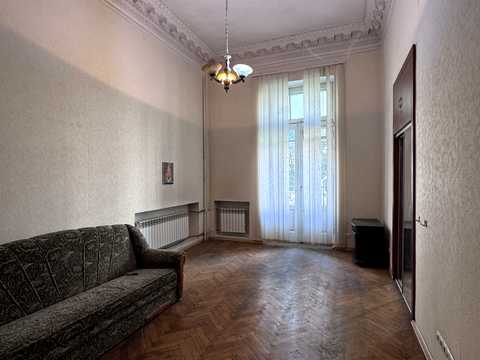 комерційна за адресою Євгена Чикаленка вул. (Пушкінська), 8