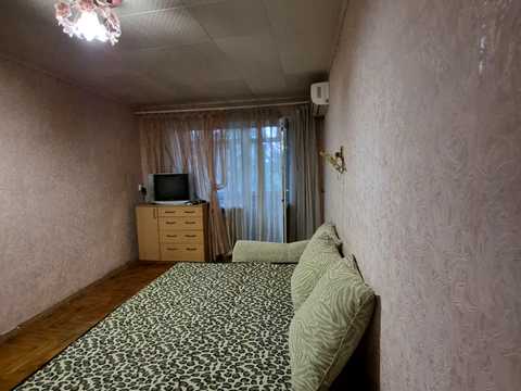 квартира по адресу Независимой Украины ул. (40 лет Советской Украины), 75