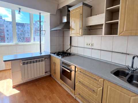 квартира за адресою Володимира Івасюка вул., 36