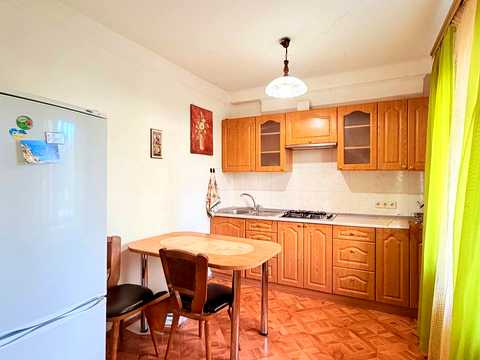 квартира по адресу Віктора Ярмоли ул., 28/32