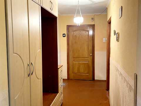 комната по адресу Голосеевский просп. (40-летия Октября), 13