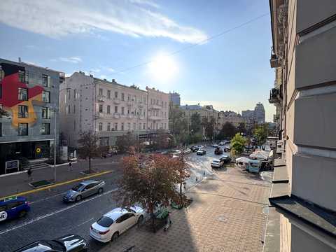 коммерческая по адресу Богдана Хмельницкого ул., 30/10