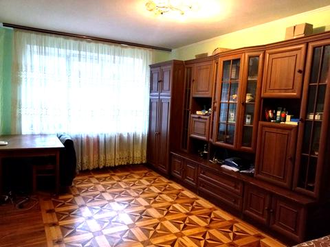 комната по адресу Голосеевский просп. (40-летия Октября), 13
