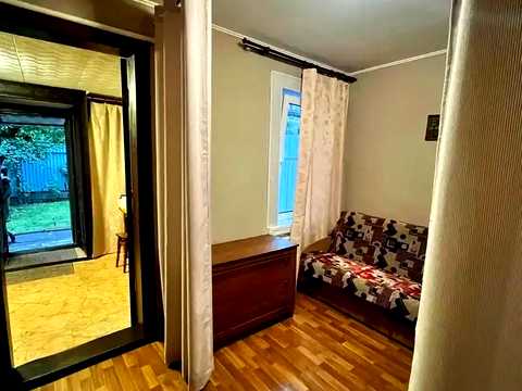 дом по адресу Никопольская ул.