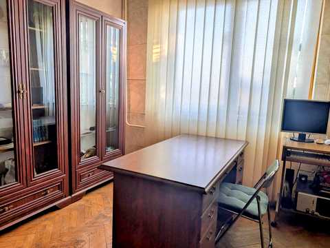 дом по адресу Зверинецкая ул.
