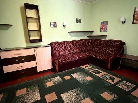 дом по адресу Івана Світличного ул.
