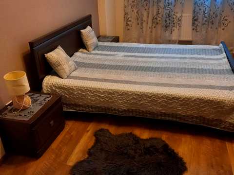 квартира за адресою Київ, Сім'ї Кульженків вул. (Петра Дегтяренка), 33