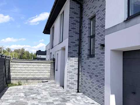 будинок за адресою с. Обарів, Масив Жасминовий, 11