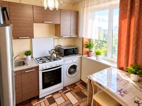 квартира за адресою Богдана Хмельницького просп. (Героїв Сталінграда), 8-А