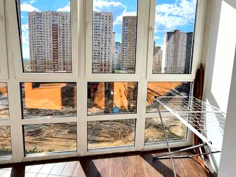 квартира за адресою Софії Русової вул., 5-Б