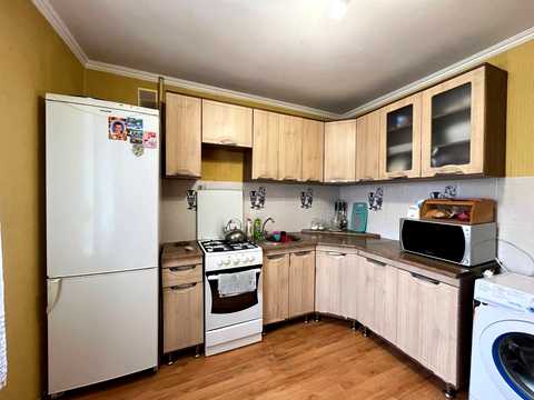 квартира за адресою Степана Бандери вул., 49