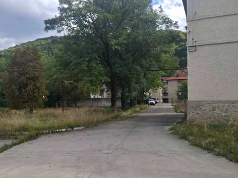комерційна за адресою 16 липня, 11