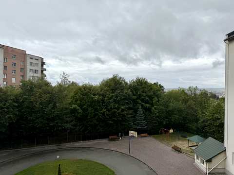 квартира за адресою Олександра Олеся вул., 25-Д