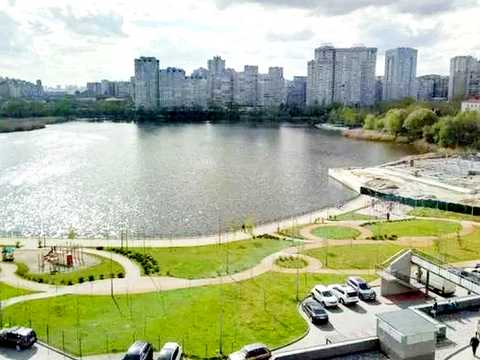 квартира за адресою Ревуцького вул., 40-В
