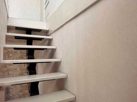 будинок за адресою Центральна, 8