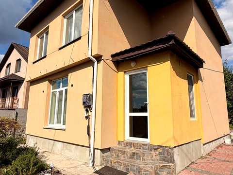 дом по адресу Центральна, 8