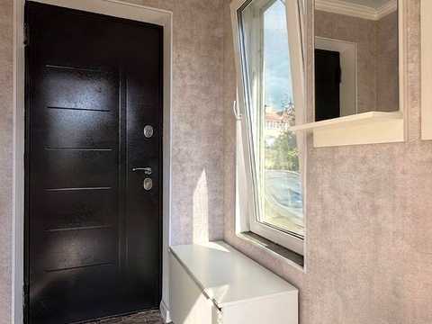 будинок за адресою Центральна, 8
