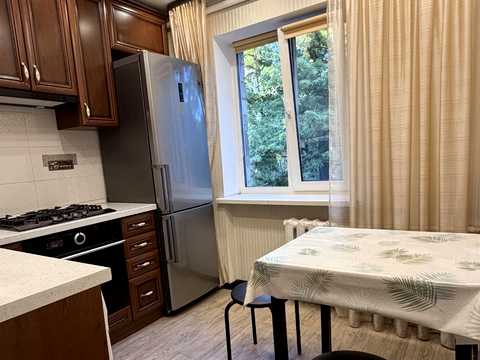 квартира за адресою Олени Теліги вул., 7-А