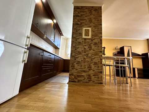 квартира за адресою Єлизавети Чавдар вул., 18
