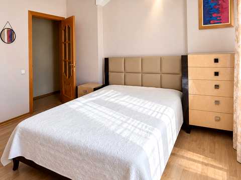 квартира за адресою Клінічна вул., 23/25