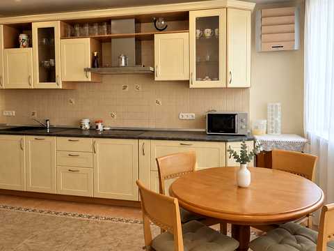 квартира за адресою Клінічна вул., 23/25