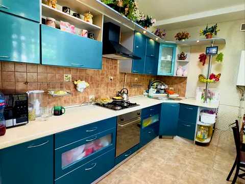 дом по адресу Кутовая