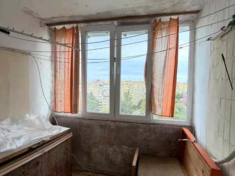 квартира за адресою Метробудівська вул., 12