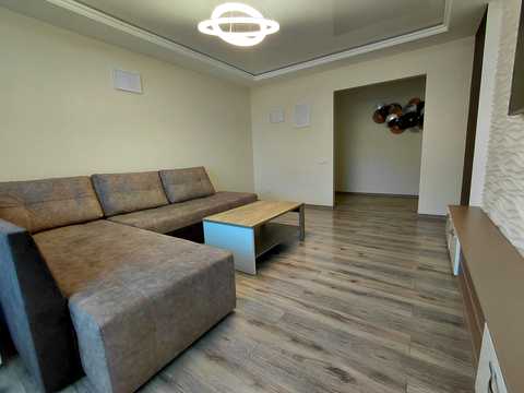 квартира по адресу 15 Апреля ул., 2-К