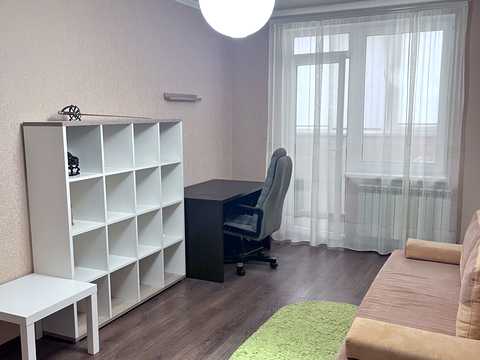 квартира за адресою Райдужний масив вул., 7-Б