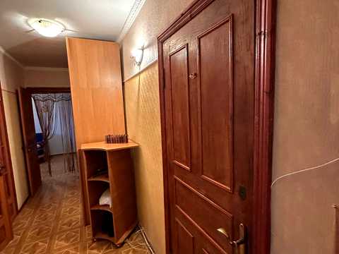 квартира за адресою Небесної Сотні просп. (Маршала Жукова), 14