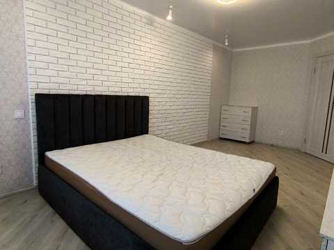 квартира за адресою Залізнична вул., 20