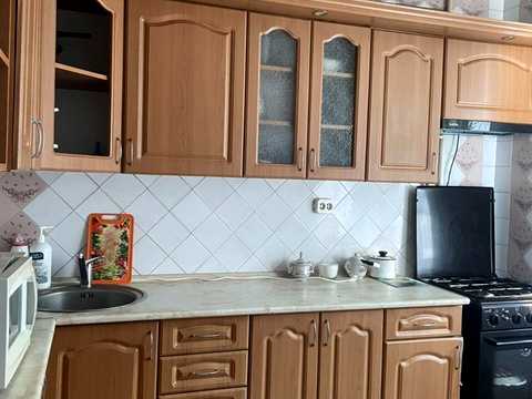 квартира за адресою Здолбунівська вул., 9