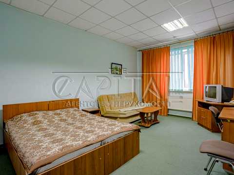 комерційна за адресою Київська вул., 1в