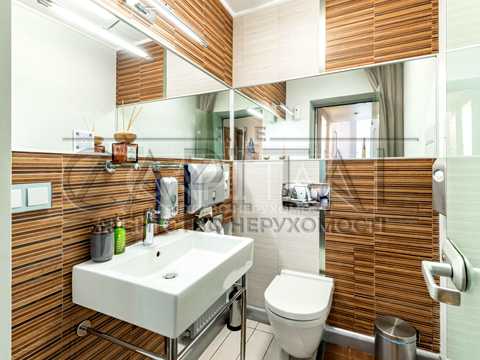 комерційна за адресою Василя Тютюнника вул. (Анрі Барбюса), 5