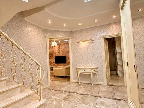 квартира за адресою Вишнева вул., 2