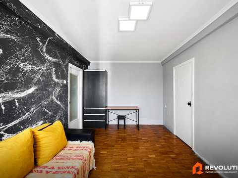квартира за адресою Василя Кучера вул., 10