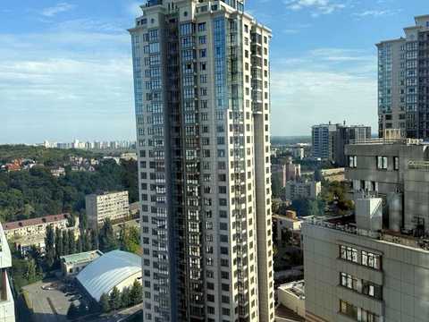 квартира за адресою Андрія Верхогляда вул. (Михайла Драгомирова), 14-А