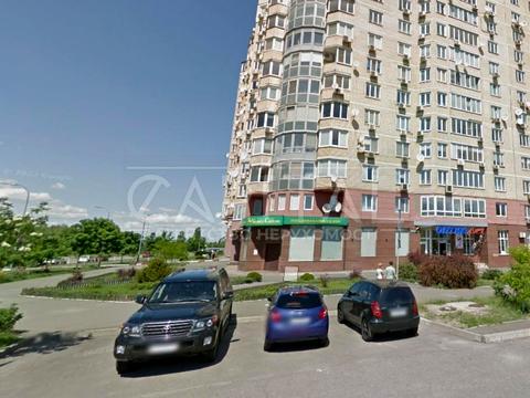 комерційна за адресою Микільсько-Слобідська вул., 4