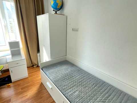 квартира за адресою Бориса Гмирі вул., 12-Б
