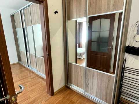 квартира за адресою Бориса Гмирі вул., 12-Б