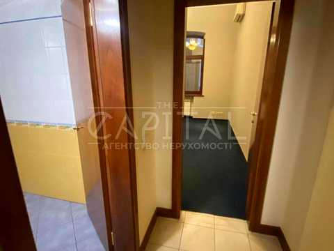 коммерческая по адресу Золотоворотская ул., 2