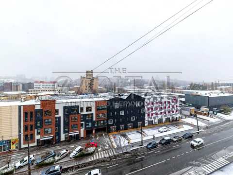 комерційна за адресою Костянтинівська вул., 66