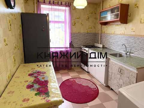 квартира за адресою Незалежності бульв. (50 років Жовтня), 9-А