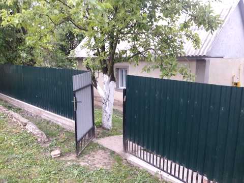 будинок за адресою висотна, 42А