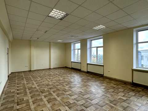 комерційна за адресою Теофіла Копистинського вул., 4