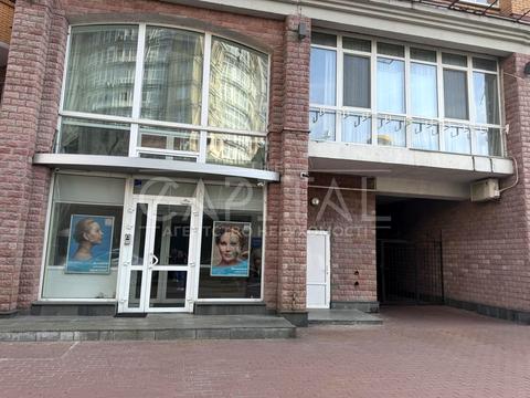коммерческая по адресу Владимира Ивасюка просп. (Героїв Сталінграду), 4