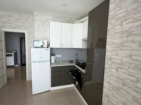 квартира за адресою Юнацька вул., 10